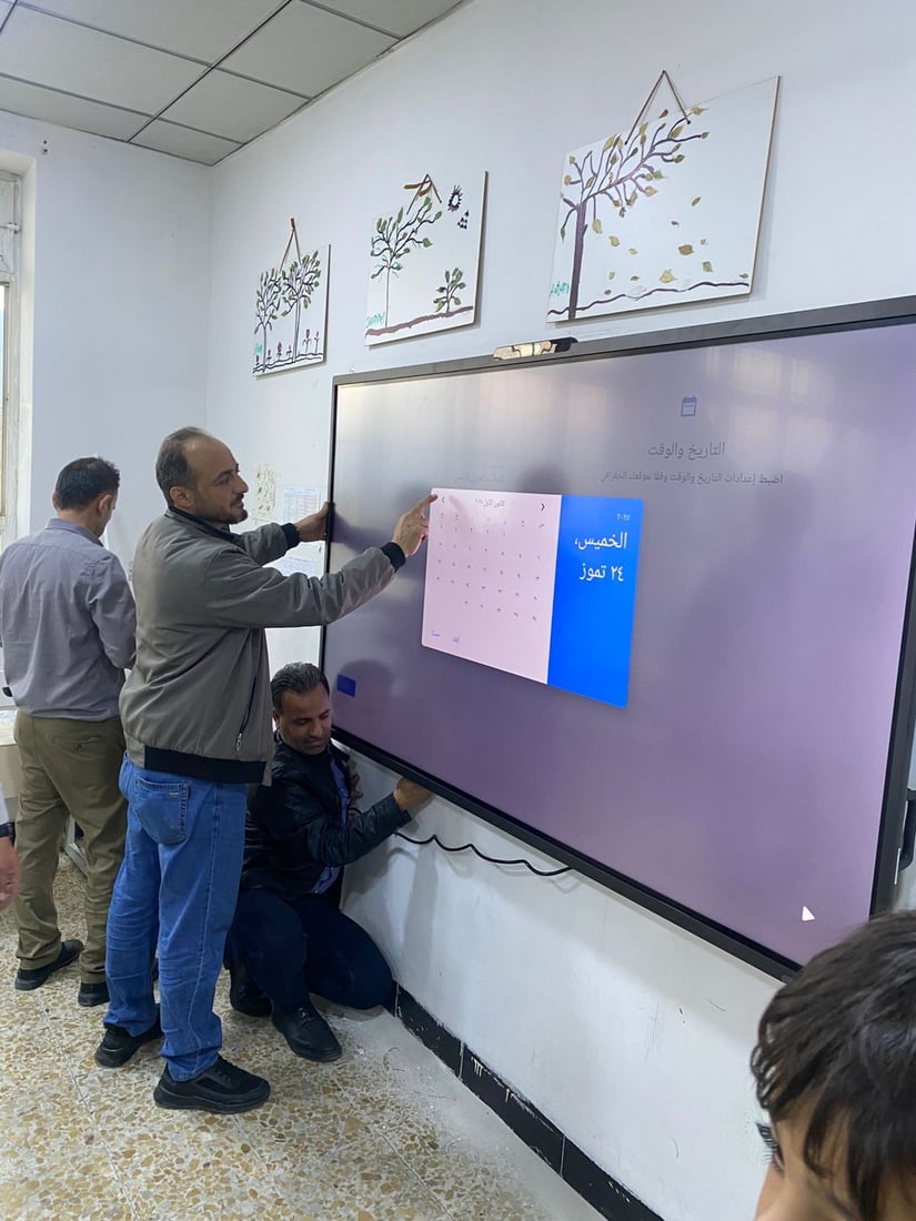 (تەختەی زیرەک) گەیشتە پەروەردەی رواندز و لە قوتابخانەیەک جێگیر کرا