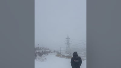 “الدلفرية” يتحدون ثلوج السليمانية وسائق “توترز” وصل جبل كويجه