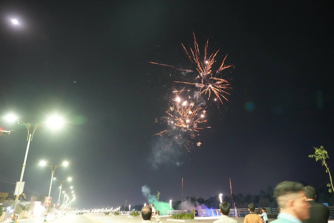 بطول 2.6كم.. صور جوية لافتتاح كورنيش قضاء الحي الجديد في واسط