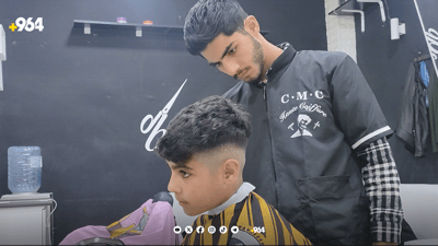 سەرتاشێکی شارەزوور بۆ خوێندکارانی بەشە ناوخۆیی بەخۆڕایی قژ دەتاشێت