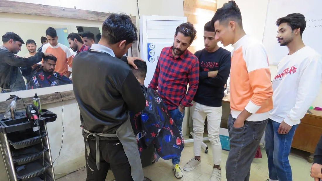 Basra vocational training institute launches barbering course
