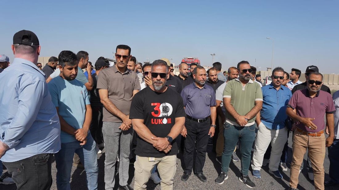 المدير تعرض لضرب مبرح.. تهديد مسلح لموظفي حقل القرنة (فيديو)