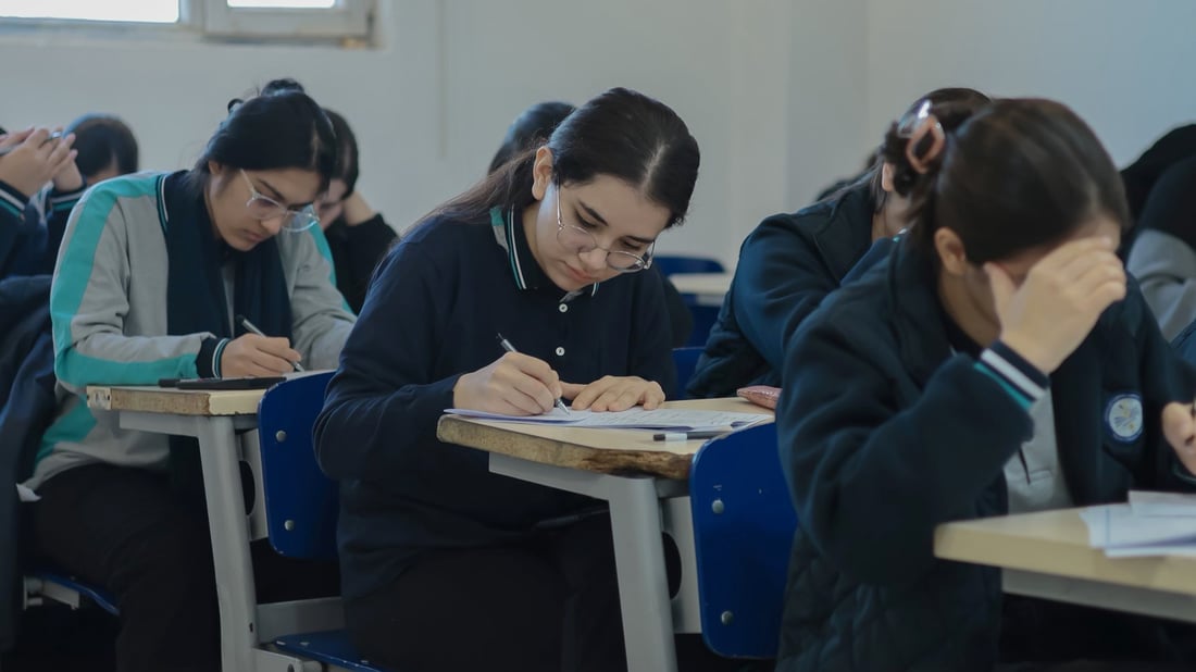 وەزارەتی پەروەردە بڕیارێكی بۆ نمرەی وەرزی یەكەمی خوێندكاران دەركرد