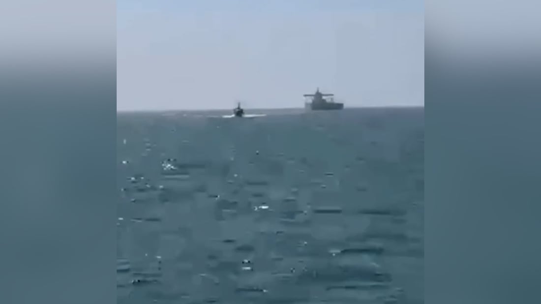 عبور آمن عبر هرمز.. الناقلة helga تصل إلى البصرة لتحميل مليون برميل نفط