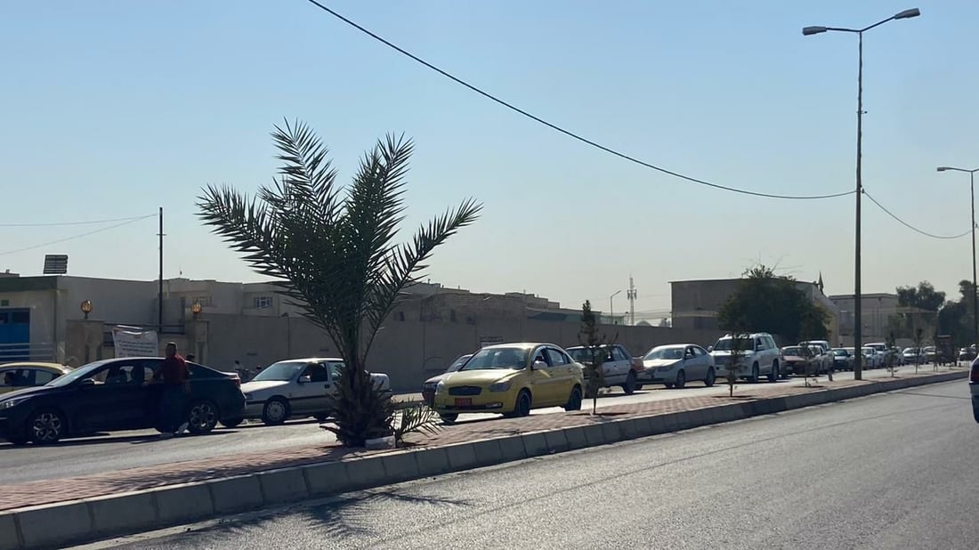 برقيات حكومية متأخرة تخلق أزمة وقود جديدة في الموصل (صور)