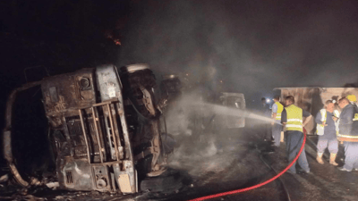 تانکەرێک لەسەر رێگای دەربەندیخان – زەڕایەن خۆی و ئۆتۆمبێلێکی دیکە و شاخێکیشی سووتاند