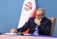 پزیشکیان پڕۆژەیاسای هەڵپەساردنی هاوکاری لەگەڵ ئاژانس�...