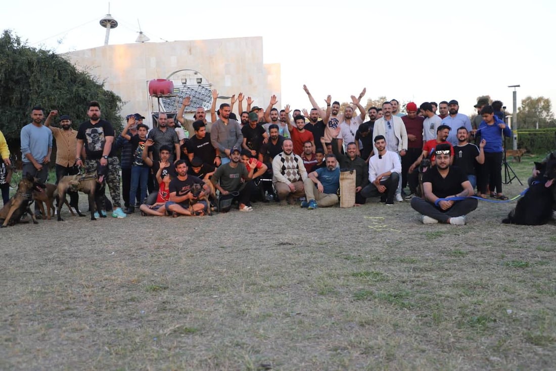 صور: 60 مربياً يستعرضون كلابهم المدربة في واسط.. ممارسة على كشف المخدرات