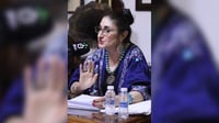 Iraqi poet Reem Qais Kubba recites her poetry after two decades of exile in Baghdad