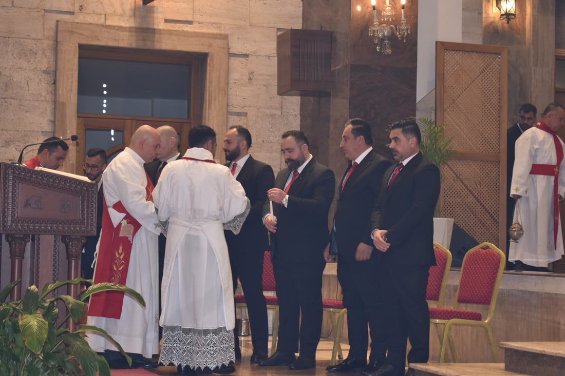 خميس الأسرار.. مشاهد من طقس غسل الأرجل بعد العشاء الأخير