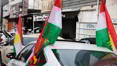 بووەتە ترێند؛ بەستنى ئاڵاى کوردستان لەسەر ئۆتۆمبێلەکان