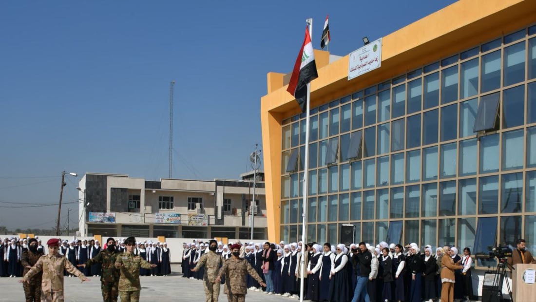 احتفالات في “عرب جلوب”.. القرض الصيني وصل أبو غريب والدوام بدأ بـ12 مدرسة
