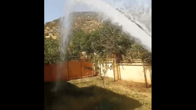 بە تەنکەر ئاو بۆ باخچەکانى گەرمک دابینكرا