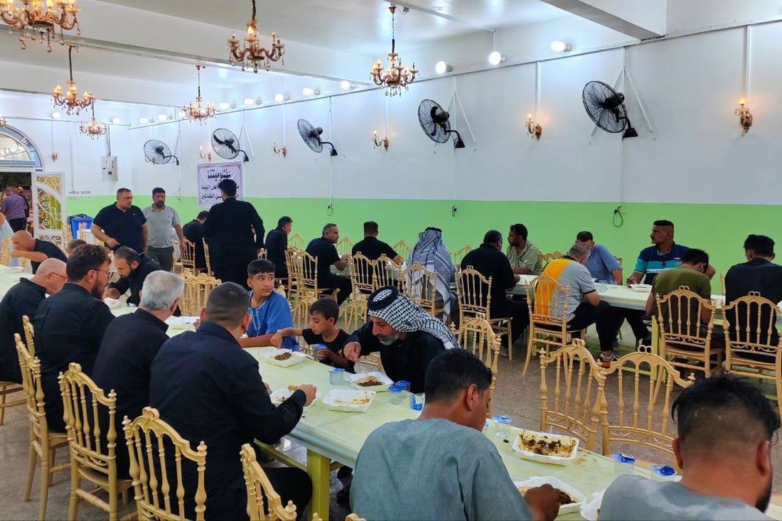 صور: كل المواكب ستغادر إلا موكب الحبوبي.. دائم الوجود بين الكوت والحلة