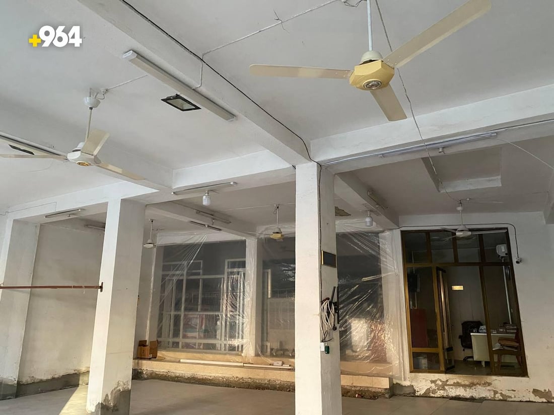 صور من شارع “الجري” في هيت: التجار استثمروا فترة الإغلاق لتأهيل محالهم