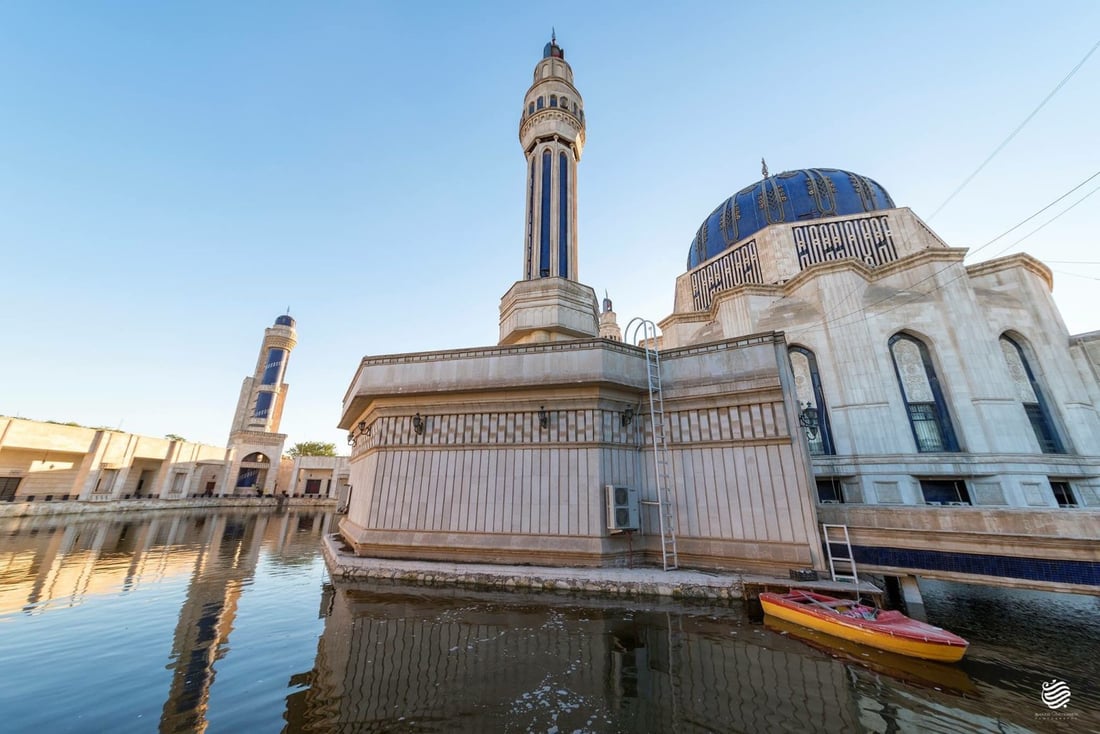 الحبس 4 سنوات لموظفين زورا موافقات رئيس ديوان الوقف السني السابق