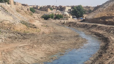 صور: تلعفر تخطو للتحوّل إلى مدينة سياحية.. الآليات بدأت تأهيل عين “صوباشي”