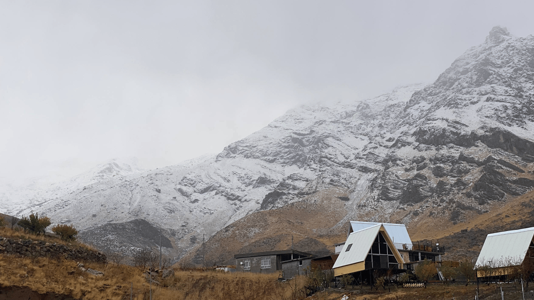 بەفر چیاكانی باڵەكایەتی سپی كرد و بەردەوامیشە
