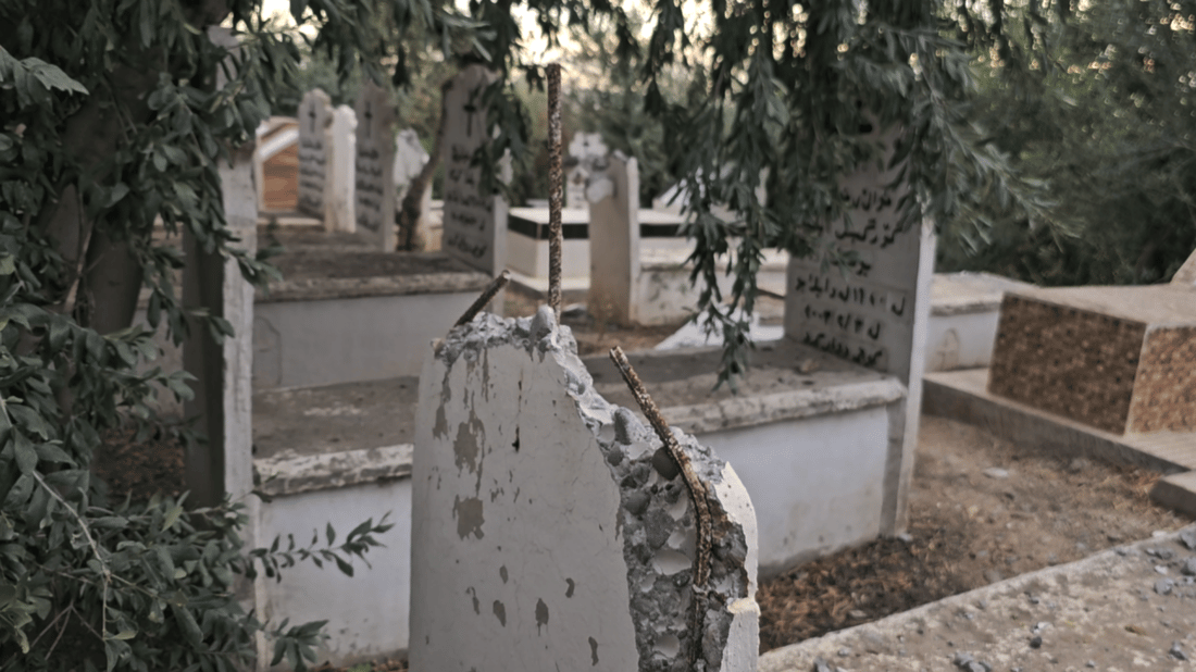 حكومەت دژی تێكدانی چەند گۆڕێكی كریستیانەكانی كۆیە هاتەدەنگ