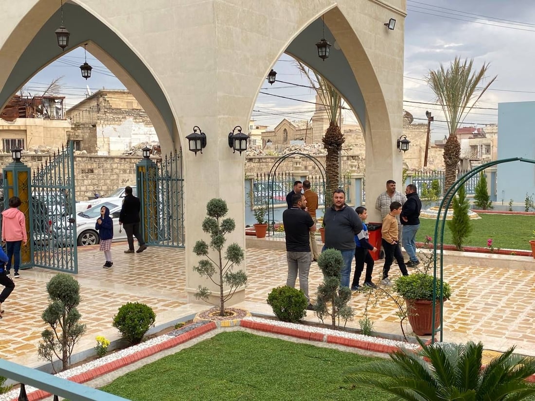 لقطات مؤثرة من إعادة افتتاح جامع “الإمام محسن” بأيمن الموصل