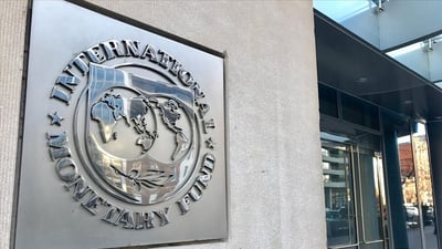 مستشار السوداني: سنصمد 6 أشهر بعد الإنذار الدولي للعراق!