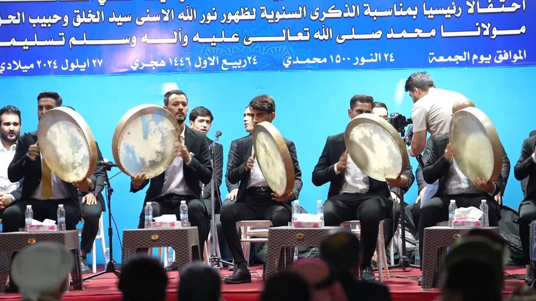 فيديو: استعراض صوفي كبير في البصرة.. دفوف “النور الأسمى” بمولد النبي