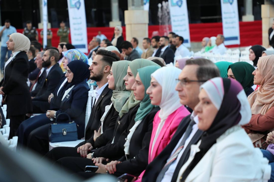 الحدباء تخرّج دفعة “النهوض” في ذكرى الـ30 لتأسيس الكلية.. صور من حفل الغابات