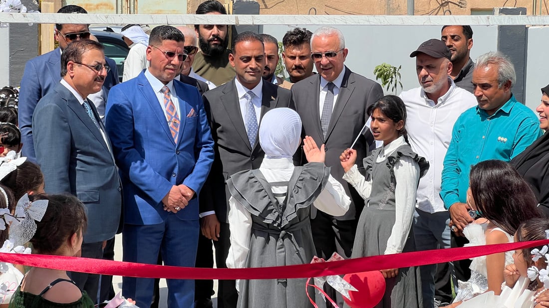 صور: سفوان تدشن مدرسة بـ3 طوابق ولديها 24 أخرى لا ينقصها إلا الأثاث!