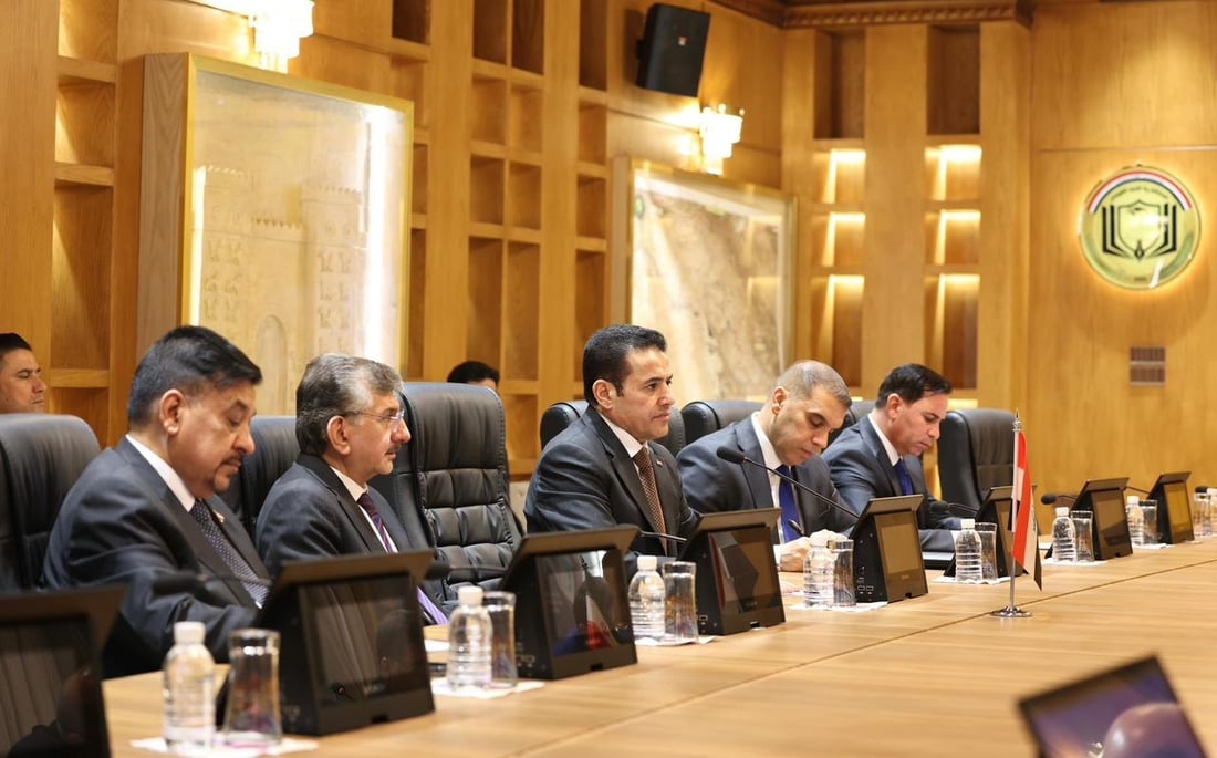 العراق يتفق مع إيران على التنسيق بشأن الجماعات المسلحة قرب حدود كردستان