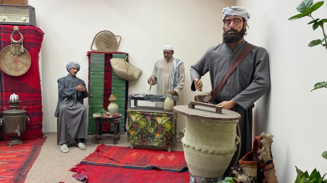 صور: السقا البغدادي وبائع التكة وساعي البريد.. الأمانة تعيد ذكريات الثلاثينيات