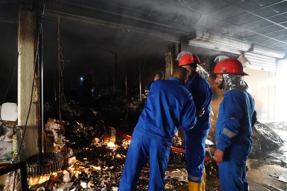 صور: النيران التهمت مخازن الإسكافية في سوق العشار وسط البصرة