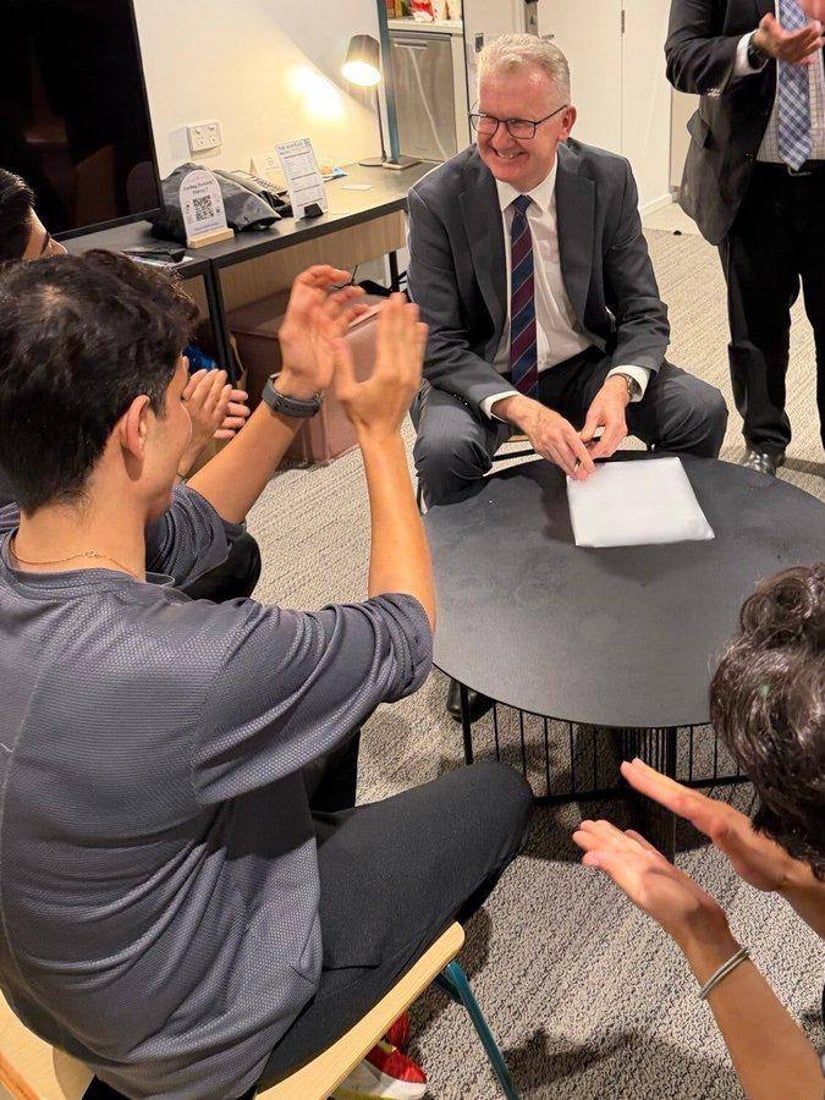 پێنج لە کچ یاریزانەکانی ئێران مافی پەنابەرییان لە ئوسترالیا وەرگرت