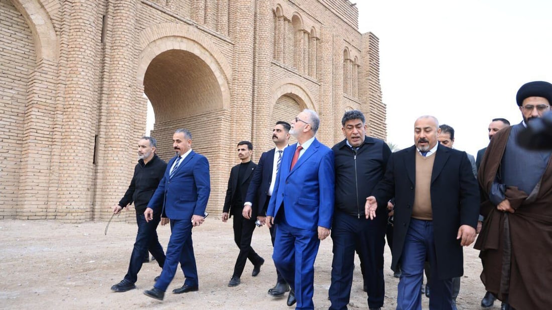 العلوي: سنعيد تأهيل “طاق كسرى” كجزء من أعمال بغداد عاصمة للسياحة