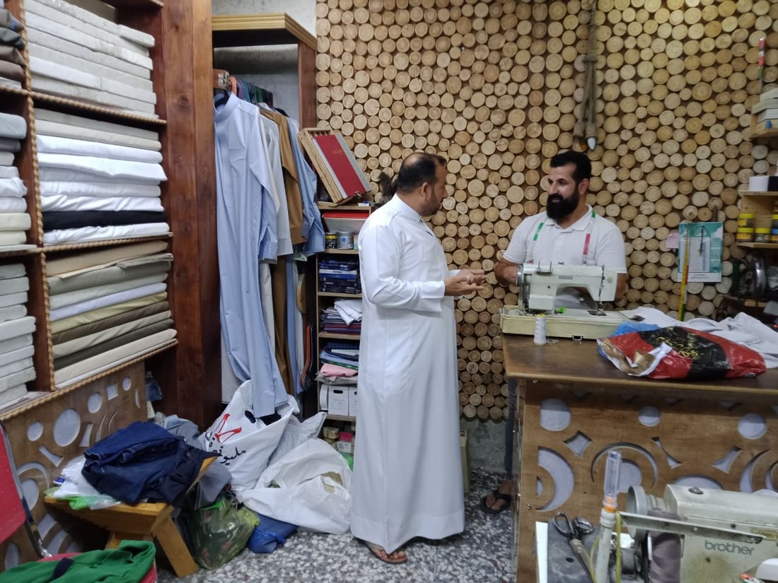 شرق العاصمة: أعمال الخياطين فاترة رغم العيد.. والأهم تعديل مقاسات الرجال والنساء (صور)