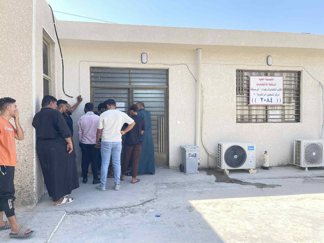 توزيع أكثر من 5000 بطاقة انتخابية عبر 42 مدرسة في حسينية الراشدية (صور)