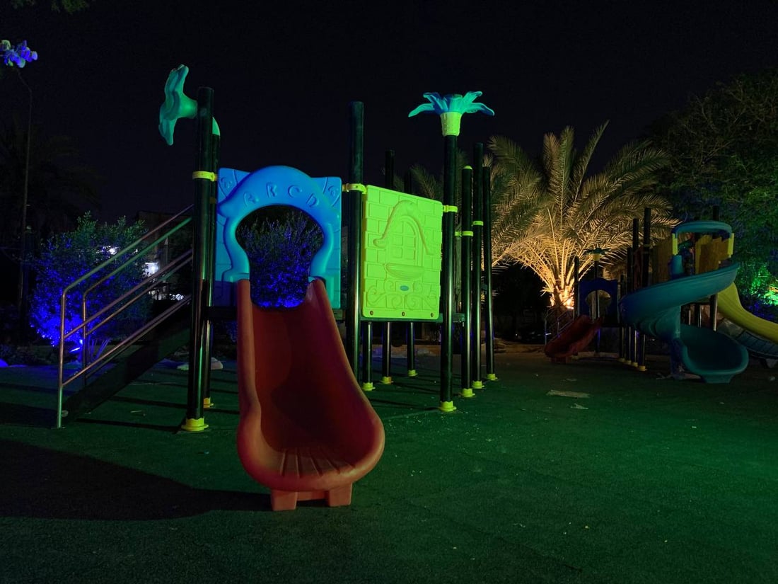 حديقة القادسية تستعد لاستقبال أهالي الحي.. “متنفس جديد للكبار والصغار” (صور)