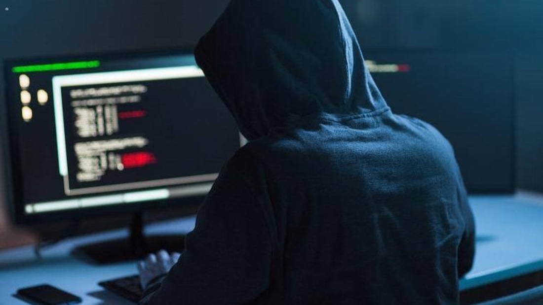 الإطاحة بـ “مبتز” ساوم فتاة وهددها بنشر صورها في بغداد