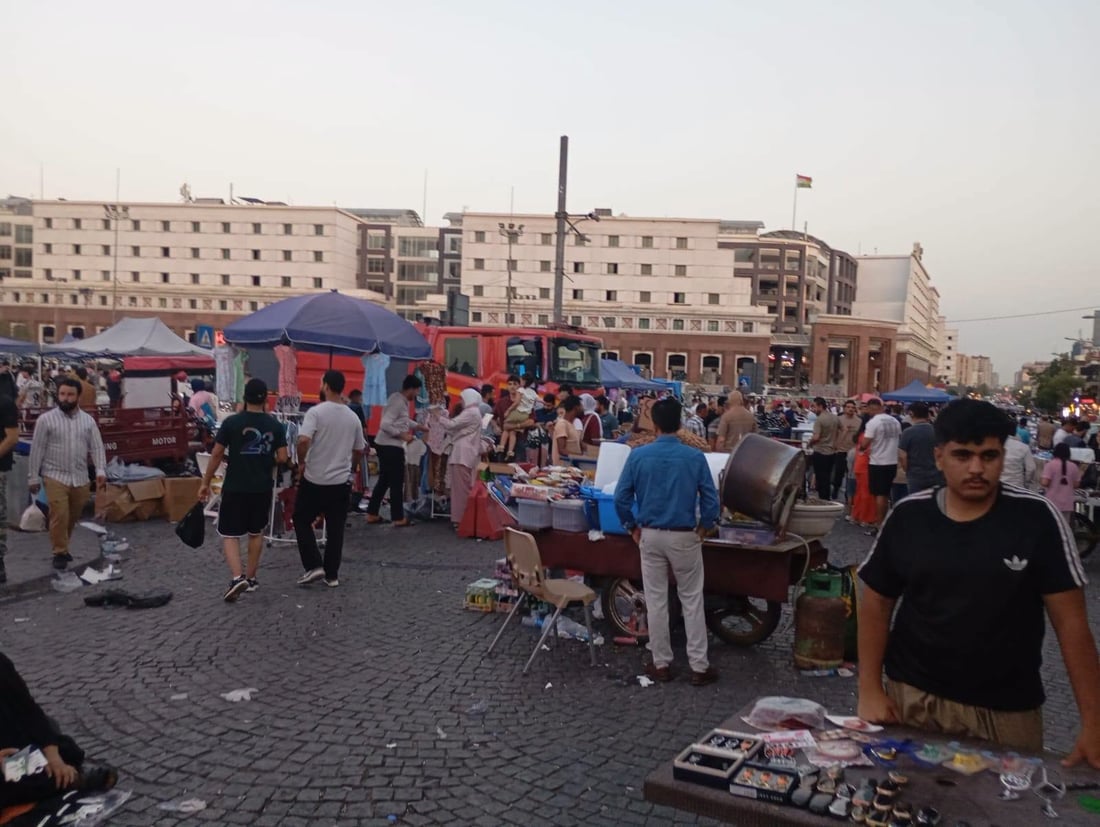 هەموو زبڵ و پاشماوەی دەورووبەری قەڵایان هەڵگرتەوە؛ چەند شوێنێکیشیان شۆرد