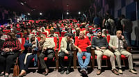صور من البصرة: 7 أفلام على مسرح شنشل مول تحلم بشباك التذ...
