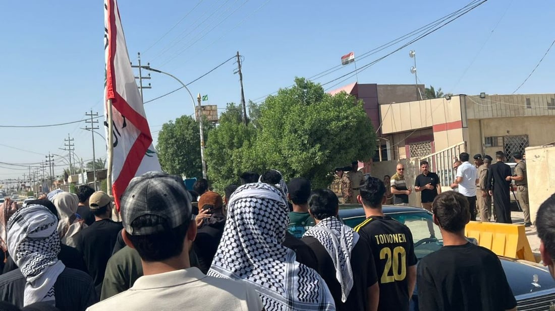 صور: تظاهرات في سوق الشيوخ للمطالبة بالخدمات.. الأمراض انتشرت