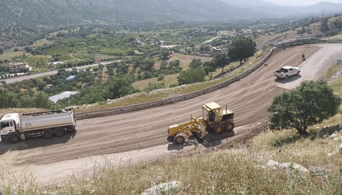 بە بودجەیەکی کەمەوە بەردەوامین لە چاککردنەوەی رێگاکان