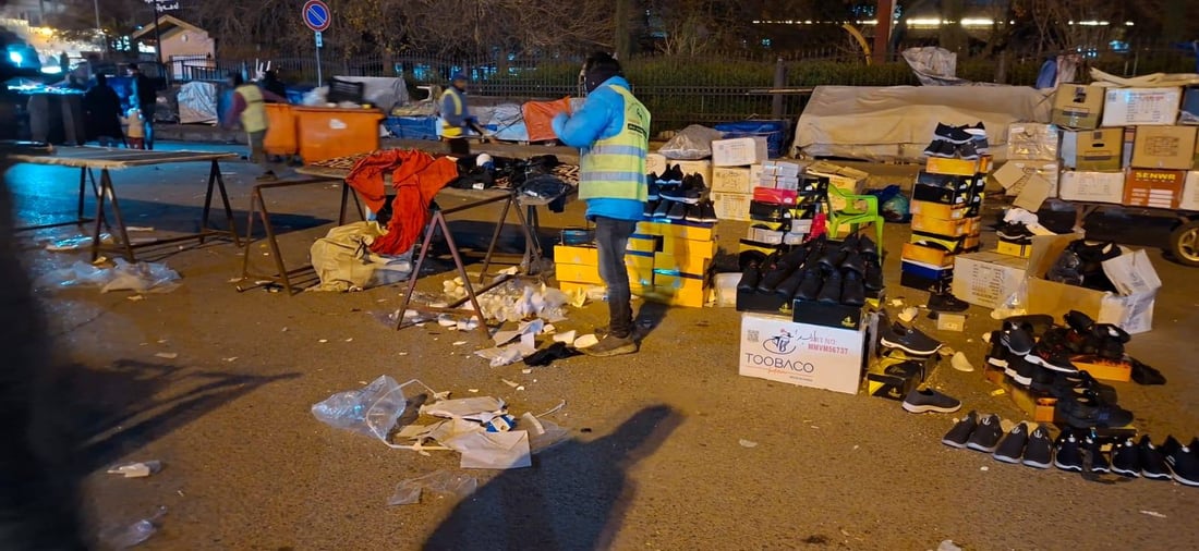 ژینگەپارێزان ناو بازاڕی هەولێریان پوخت و خاوێن کردەوە