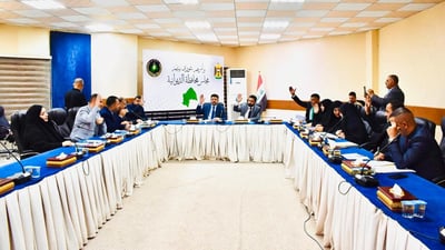 تقليص الدوام الرسمي ساعة واحدة لموظفي العقود في الديوانية