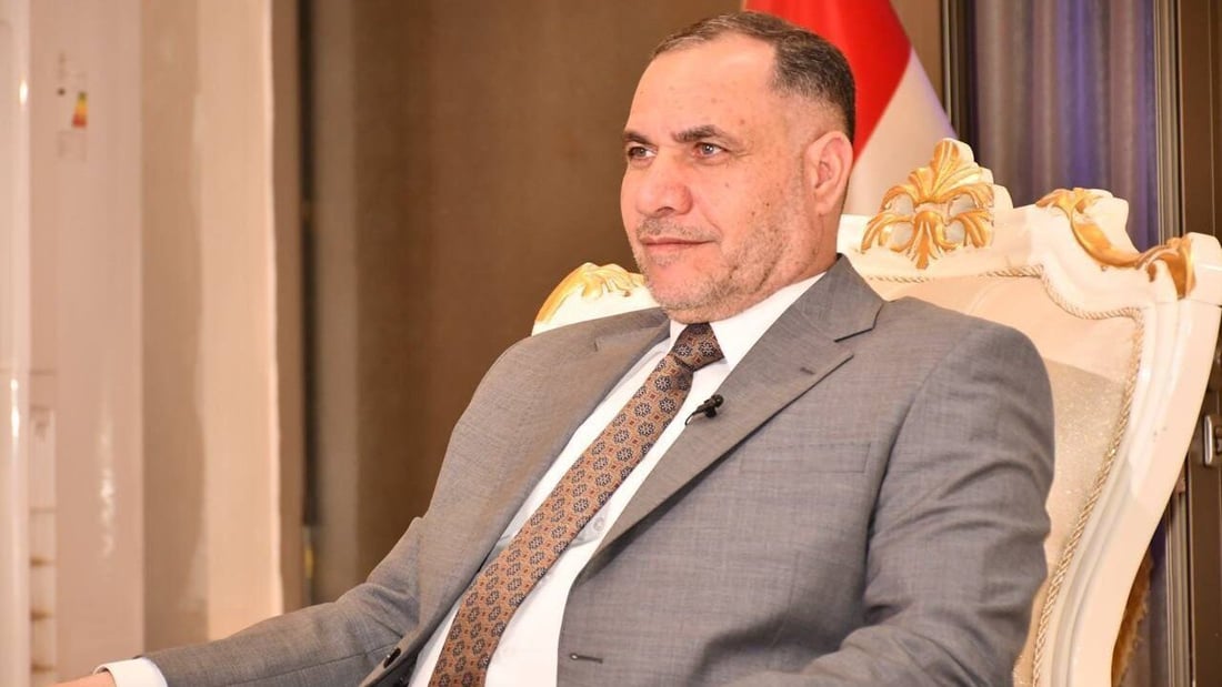 محافظ الديوانية يتفق مع وزير التربية على تشكيل لجنة لتدقيق أسماء المعترضين