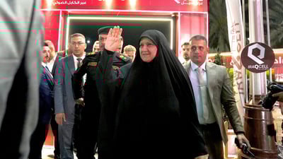 وزيرة الاتصالات تفتتح أكبر مشروع للكابل الضوئي في كربلاء (صور)