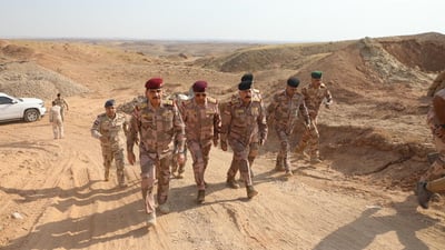 صور من صلاح الدين: رئيس أركان الجيش يصل إلى “قوري الشاي”