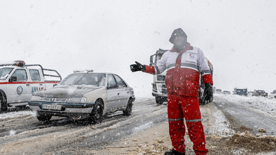 بەفر رێگای مەرزی حاجی ئۆمەرانی لە دیوی رۆژهەڵاتەوە داخست