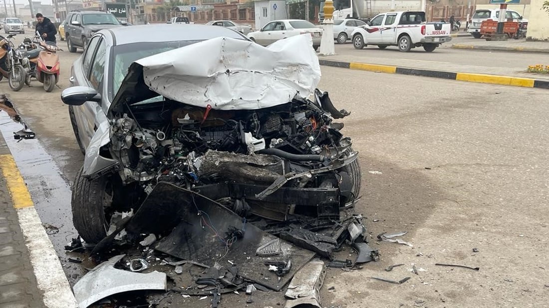 سائق “اوبتيما” حاول تفادي دهس دراجة فدخل بـ “تريلة” شمال البصرة