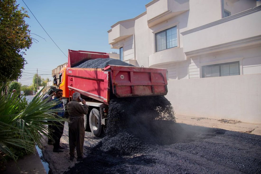 قیرتاوکردن و چاککردنەوەی چەندین شەقام لە گەڕەکەکان ئەنجامدرا