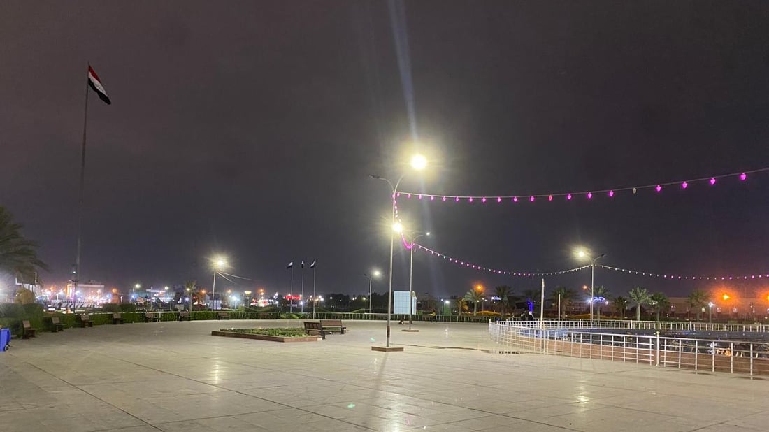 شاشة عملاقة للعوائل في ساحة الحرية وأخرى للشباب